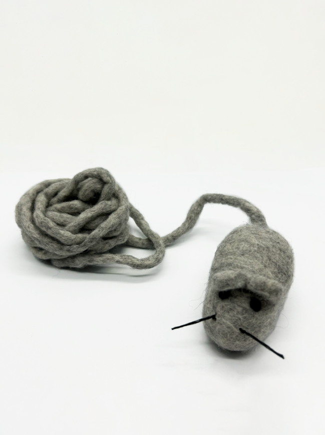 Handmade Felted Wool Mouse Cat Toy – Natural Wool & Interactive Felt Toy